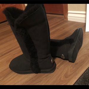NWT EMU Australia Platinum Boots Black